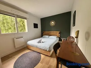 Godard - T3 avec 2 Chambres 1 Salle de Bain et Balcon - Image 3