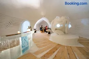 Tiny Lodge by Iglu-Dorf Gstaad - Image 2