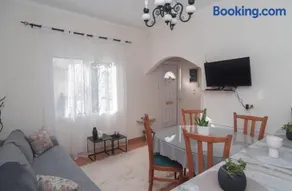 Alonaki home 1 - Image 1