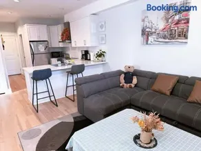 Ground level two bedrooms Suite near Lake and Golf Course - Image 2
