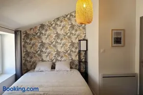L'IDYLLE - Studio Cocooning avec Jacuzzi - Image 4