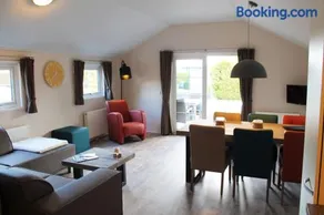 Luxury 6-person lodge with private sauna and covered terrace, in the heart of the Veluwe - Image 2