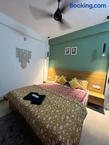 1 BHK Fully Furnished - Soorya Madhavam Apartments - Flat No - C2 - Guruvayur, - 150m to North Nada - Family only - Image 2