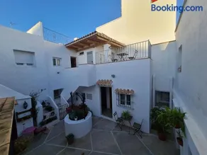 El Aljibe de Cobarrubias, Apartamento 3, terraza privada - Image 4