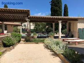 Villa 4* avec piscine dans le bas du village de Bormes - Image 4
