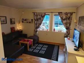 Ålesund Apartment with free parking - Image 3