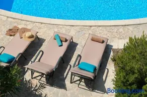 Hvaretta villas with private pools - Image 5