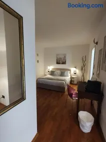 Palazzo Cusani Charming Rooms - Image 1