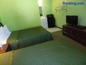 Westbrook Motel - Image 1