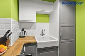 Bay Apartment - Image 5