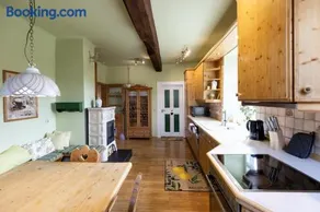 Holiday home, shower, toilet, 2 bed rooms - Image 5