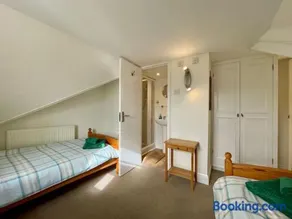 Salcombe - 2 bedroom flat, fantastic harbour views - Image 3