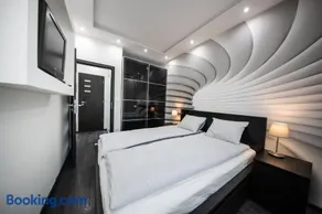 Spacious 3-room apartment with free parking - Image 1