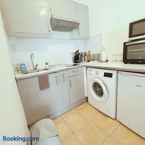 Appartement Residence Prive avec PARKING WIFI CLIM PISCINE - Image 3