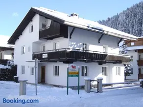 Haus Irmgard by Châtel Reizen - Image 2