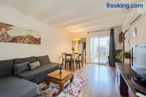 Cozy Studio With Views Close To Park G�ell - Image 4