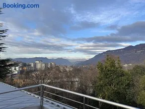 Apt Terrace & Garden near Como - Image 3
