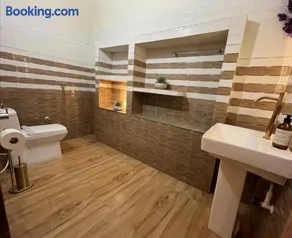 Couple Friendly Room in a Private Apartment - Image 1
