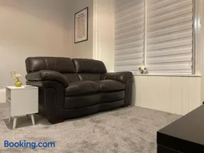 5 minutes from Loch Lomond - Newly Renovated Ground Floor 1-Bed Flat - Image 4