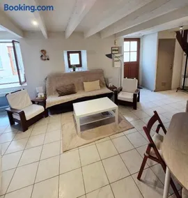 Maison cosy 3 étoiles au cœur de la circulade de Bram 2 chambres - Image 3