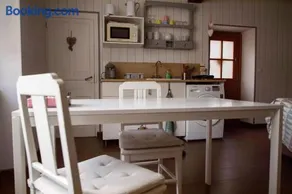 La maison d'en face a cozy guesthouse - Image 2