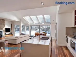 The Peak Penthouse 8 - Image 3