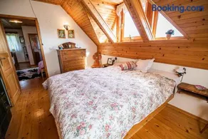 Authentic Countryside Villa with Hot tub - Image 4