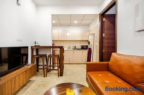 Liv Regalia Suites - Medanta Hospital, Sector 39, Gurgaon - Image 1
