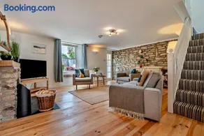 3 Bed in Pendeen oc-p29289 - Image 2