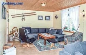 Nice Home In Vik I Sogn With Jacuzzi - Image 3