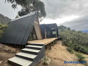 Coddiwomple Cabins - Image 1