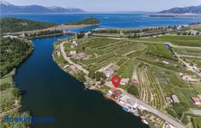 Two-Bedroom Holiday Home In Opuzen - Image 2