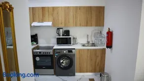 City Nest 2BR - Stylish Urban Oasis - Image 3