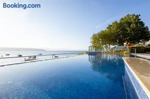 Glavotok Premium Green Camp - Image 1