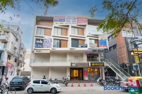Hotel Lee Grand - Image 3