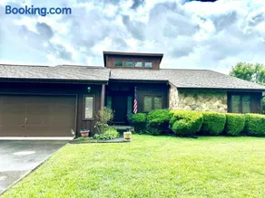 The Rustic Bungalow - Image 1