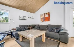 Three-Bedroom Holiday Home In Blavand - Image 3