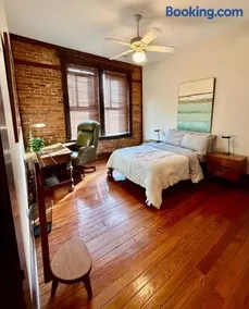 Vintage Brick Loft Near Lake Marion - Image 3