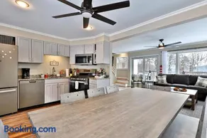 Premium 5 bedroom pet friendly private home with hot tub Bear Run - Image 3