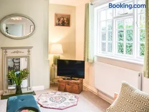 Cooper's Cottage - Image 2