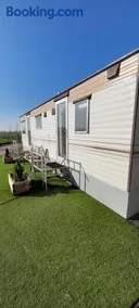 Stacaravan op de paardenboerderij Sneek - Image 1