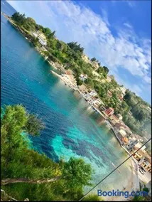Aronis Spyros Panoramic Seaview Rooms - Image 2