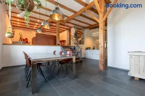 Designer Industrial Loft on Lake Zurich - Image 5