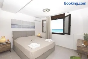 Seafront Villa Eirini - Image 2