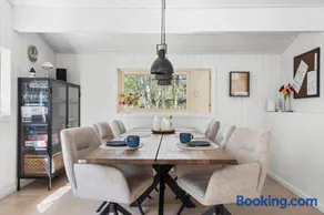 Quaint Holiday Home in Aakirkeby With Whirlpool - Image 4