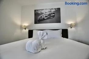 Manta Ray Lodge - Image 3