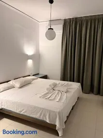 Skala Apartments - Image 1