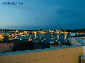 Anthony's Sea Stay - Image 2