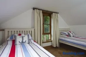 Coachhouse, Buckland Park, Bantham - Image 2