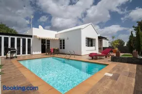 Villa Calima Deluxe con Piscina - Image 2